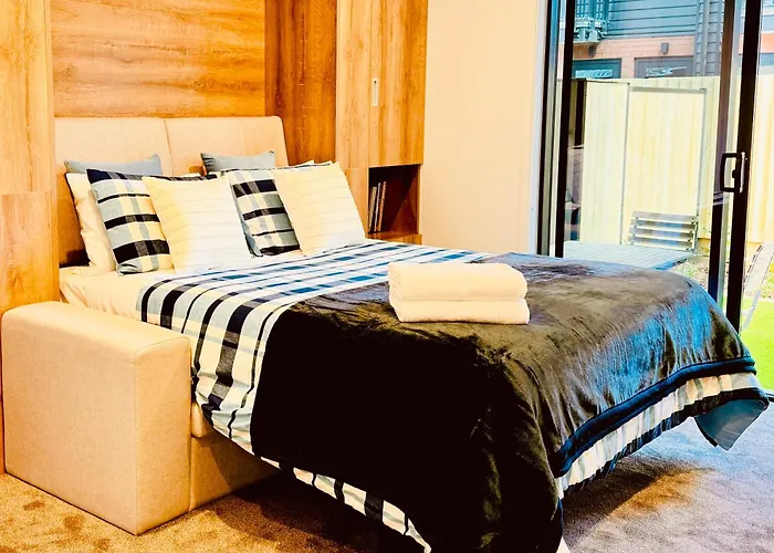 Central Christchurch Heartstay Studio